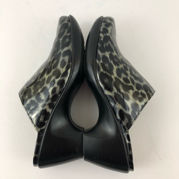NAOT Shoes Black Womens Animal Print Patent Leather Mules Slip On Size E… - Picture 9 of 11